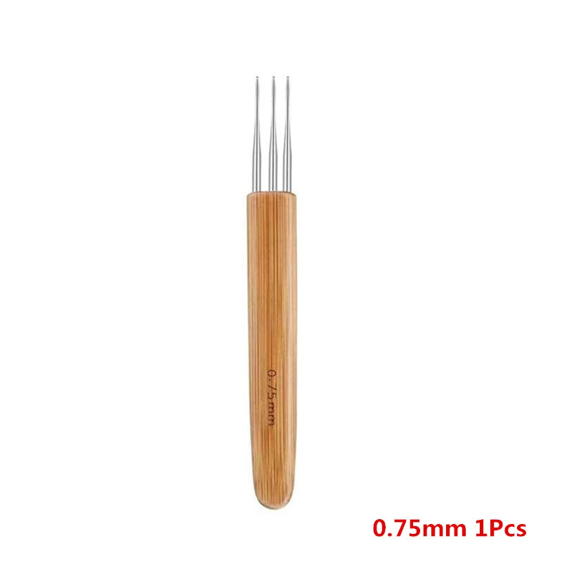 Dreadlock Crochet Hook – Wooden Hair Braiding Needle