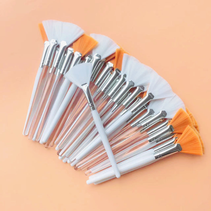 Fan-Shaped Foundation & Mask Makeup Brush – 10/20/50PCS