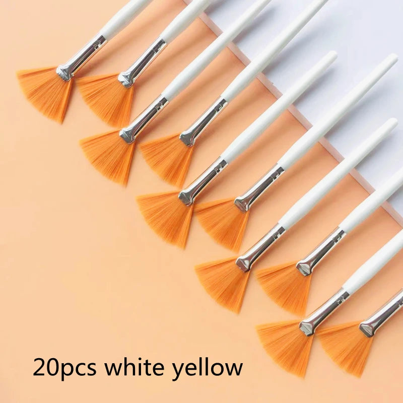 Fan-Shaped Foundation & Mask Makeup Brush – 10/20/50PCS
