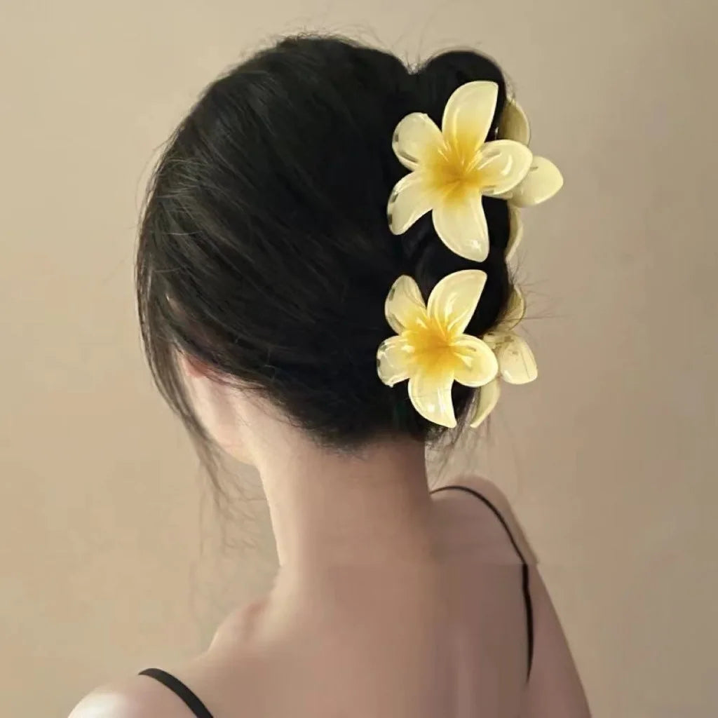 Hawaiian Gradient Flower Hair Claw Clips